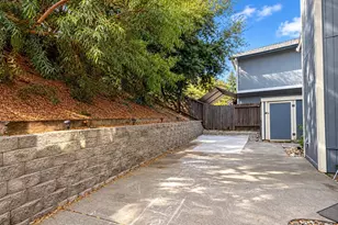 446 Lighthouse Dr, Vallejo, CA 94590 - Photo 23