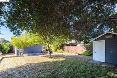 7542 Valentine St, Oakland, CA 94605 - Photo 35
