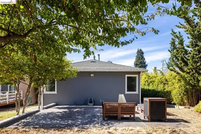 7542 Valentine St, Oakland, CA 94605 - Photo 29