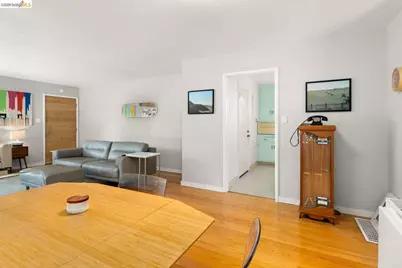 7542 Valentine St, Oakland, CA 94605 - Photo 11