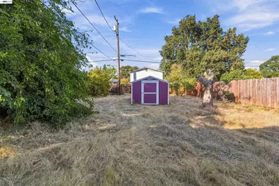 1223 Santa Fe Ave, Merced, CA 95340 - Photo 11