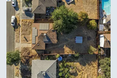 1223 Santa Fe Ave, Merced, CA 95340 - Photo 9
