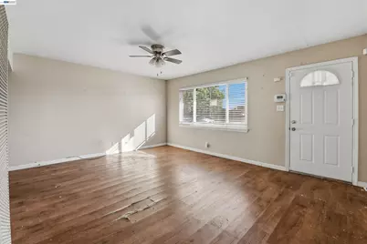 1223 Santa Fe Ave, Merced, CA 95340 - Photo 3
