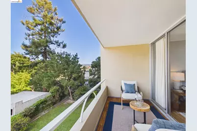 320 Lee St #303, Oakland, CA 94610 - Photo 21
