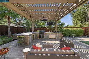 4 Tyler Ct, Danville, CA 94526 - Photo 5