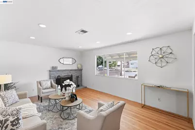 2167 Cypress Ave, San Pablo, CA 94806 - Photo 9