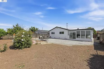 2167 Cypress Ave, San Pablo, CA 94806 - Photo 39