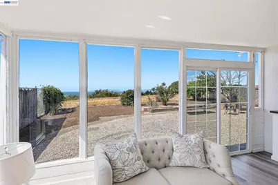 2167 Cypress Ave, San Pablo, CA 94806 - Photo 23