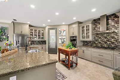 1587 Dawnview Dr, Brentwood, CA 94513 - Photo 11
