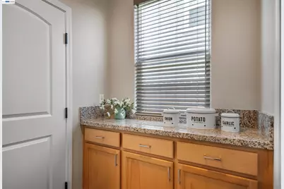 656 Bartonville Rd, Lincoln, CA 95648 - Photo 21