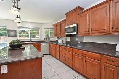 1147 Lomitas Ave, Livermore, CA 94550 - Photo 13