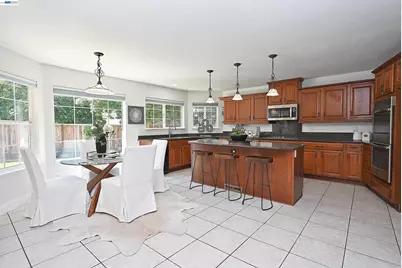 1147 Lomitas Ave, Livermore, CA 94550 - Photo 11
