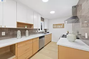 4884 Larimer Way, Castro Valley, CA 94546 - Photo 25