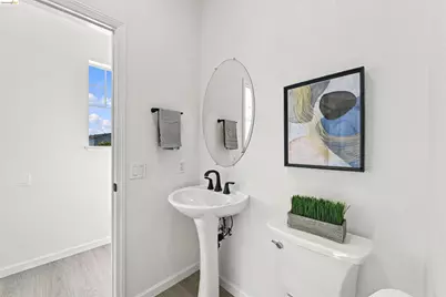 23389 Canyon Terrace Dr, Castro Valley, CA 94552 - Photo 19