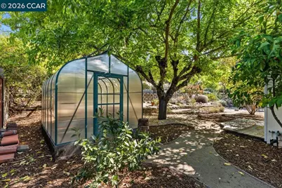 418 Marshall Drive, Walnut Creek, CA 94598 - Photo 35