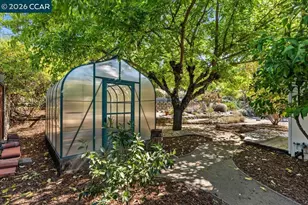 418 Marshall Dr, Walnut Creek, CA 94598 - Photo 35
