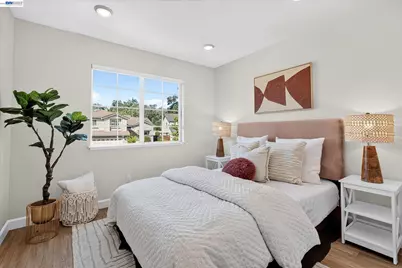 8039 Canyon Creek Cir, Pleasanton, CA 94588 - Photo 29