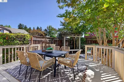 8039 Canyon Creek Cir, Pleasanton, CA 94588 - Photo 37