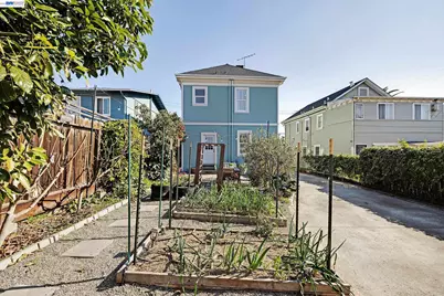 1919 48th Ave, Oakland, CA 94601 - Photo 5