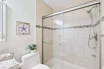 31261 Fredi St, Union City, CA 94587 - Photo 25