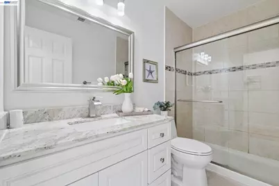 31261 Fredi St, Union City, CA 94587 - Photo 23