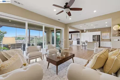 3871 Highpointe Ct, Dublin, CA 94568 - Photo 9