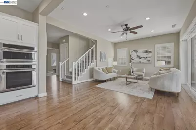 3871 Highpointe Ct, Dublin, CA 94568 - Photo 5