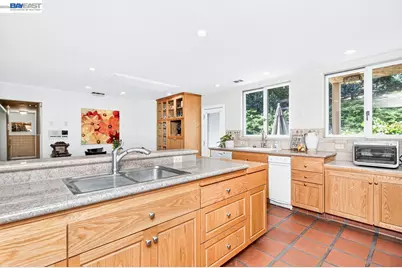 35575 Palomares Rd, Castro Valley, CA 94552 - Photo 25