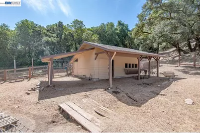 35575 Palomares Rd, Castro Valley, CA 94552 - Photo 59
