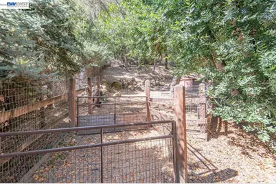 35575 Palomares Rd, Castro Valley, CA 94552 - Photo 63