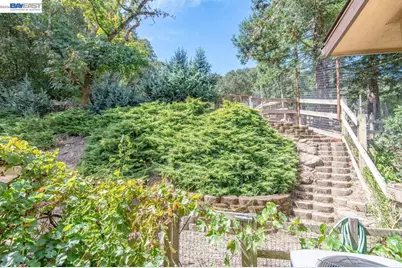 35575 Palomares Rd, Castro Valley, CA 94552 - Photo 45