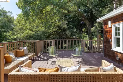 5430 Estates Dr, Oakland, CA 94618 - Photo 3