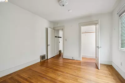 5621 Roberts Ave, Oakland, CA 94605 - Photo 7