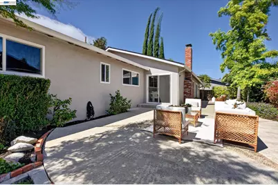 1740 Argonne Dr, Concord, CA 94518 - Photo 43