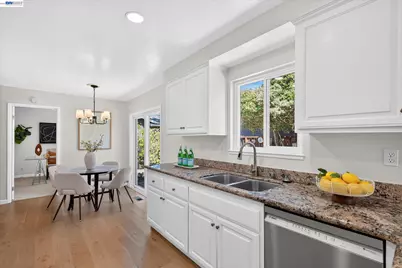 1740 Argonne Dr, Concord, CA 94518 - Photo 21