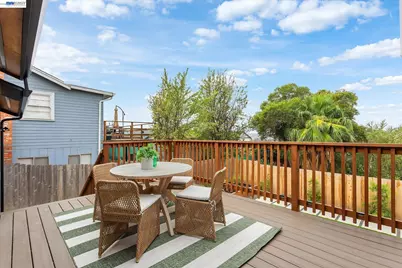 18367 Apricot Way, Castro Valley, CA 94546 - Photo 53