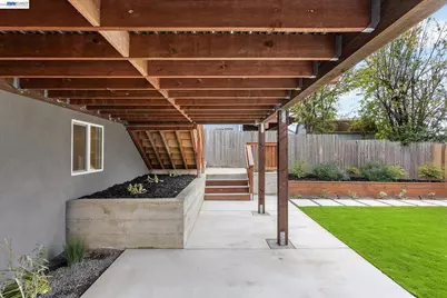18367 Apricot Way, Castro Valley, CA 94546 - Photo 67