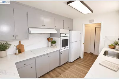 24675 Townsend Ave, Hayward, CA 94544 - Photo 5