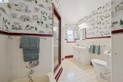 6427 Ascot Dr, Oakland, CA 94611 - Photo 49