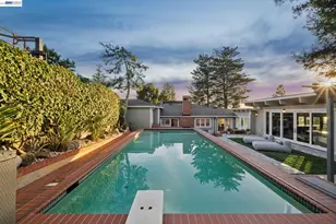6427 Ascot Dr, Oakland, CA 94611 - Photo 41