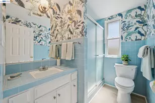 6427 Ascot Dr, Oakland, CA 94611 - Photo 51