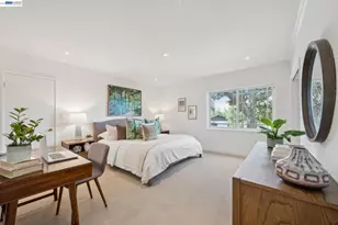 6427 Ascot Dr, Oakland, CA 94611 - Photo 11