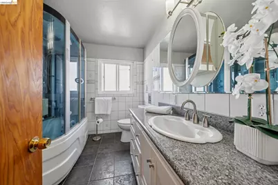 5709 Walnut Street, Oakland, CA 94605 - Photo 11