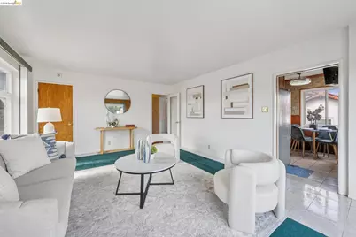 5709 Walnut Street, Oakland, CA 94605 - Photo 3