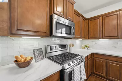 41008 Asilomar Ter, Fremont, CA 94538 - Photo 9