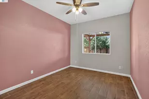 152 Chardonnay St, Los Banos, CA 93635 - Photo 21