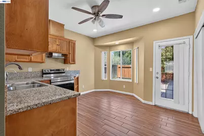 152 Chardonnay Street, Los Banos, CA 93635 - Photo 23