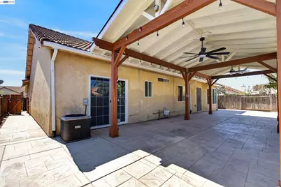 152 Chardonnay Street, Los Banos, CA 93635 - Photo 33