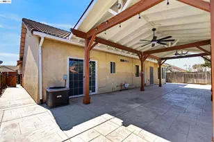 152 Chardonnay St, Los Banos, CA 93635 - Photo 33