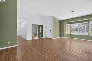 152 Chardonnay St, Los Banos, CA 93635 - Photo 7